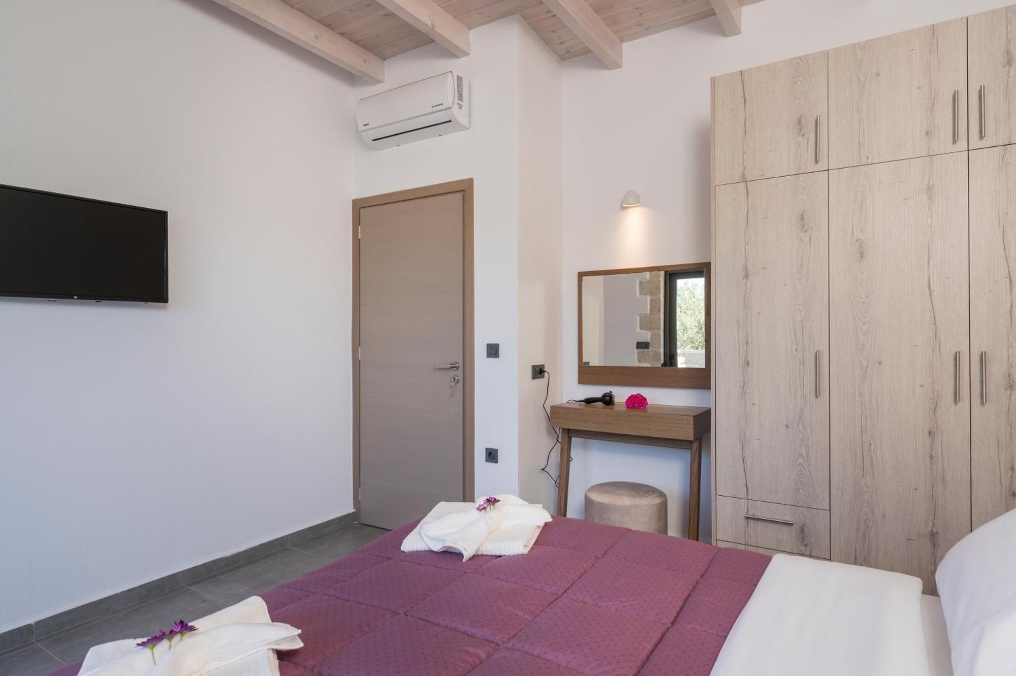 Sun Flower Villas With Sea View Agia Marina Екстериор снимка
